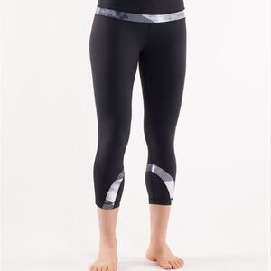 Lululemon Run: Inspire Crop II